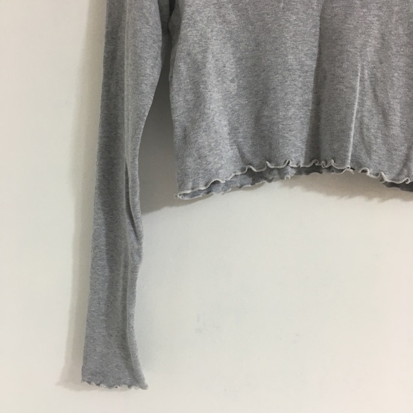 Brandy Melville Wynn top in Gray - Picture 6 of 12